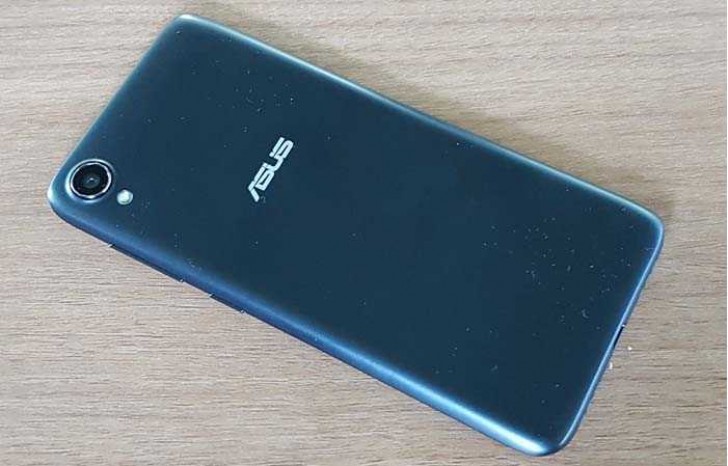 How To Fix Asus ZenFone Live (L1) Not Charging [Troubleshooting Guide]
