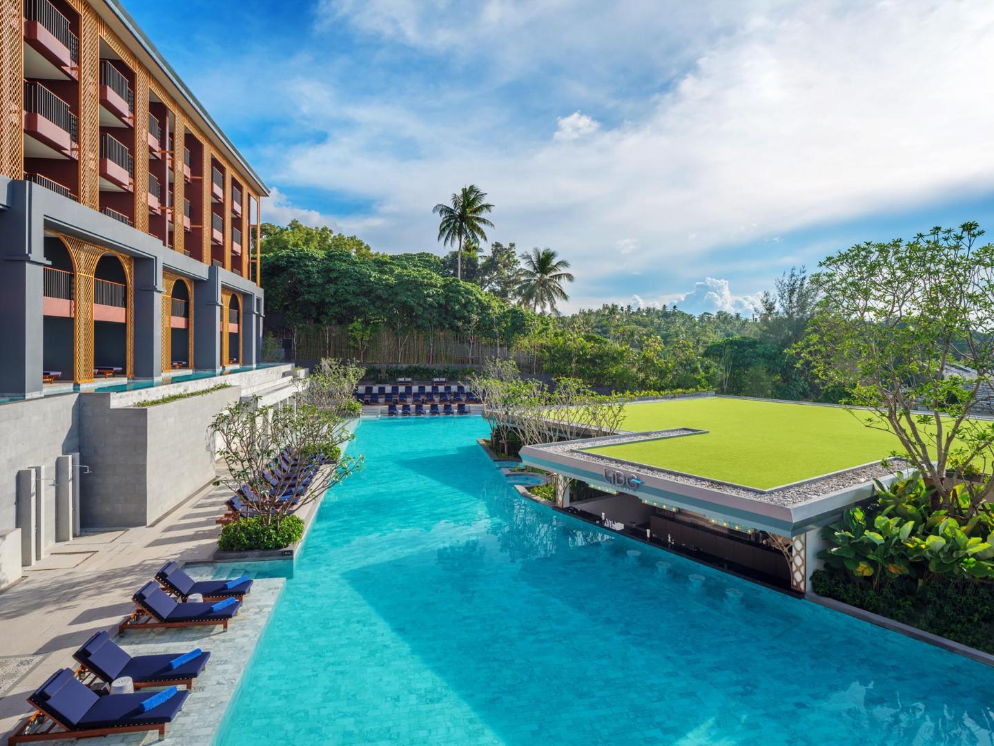 Uncover the Best 5-Star Resorts in Karon Beach Phuket