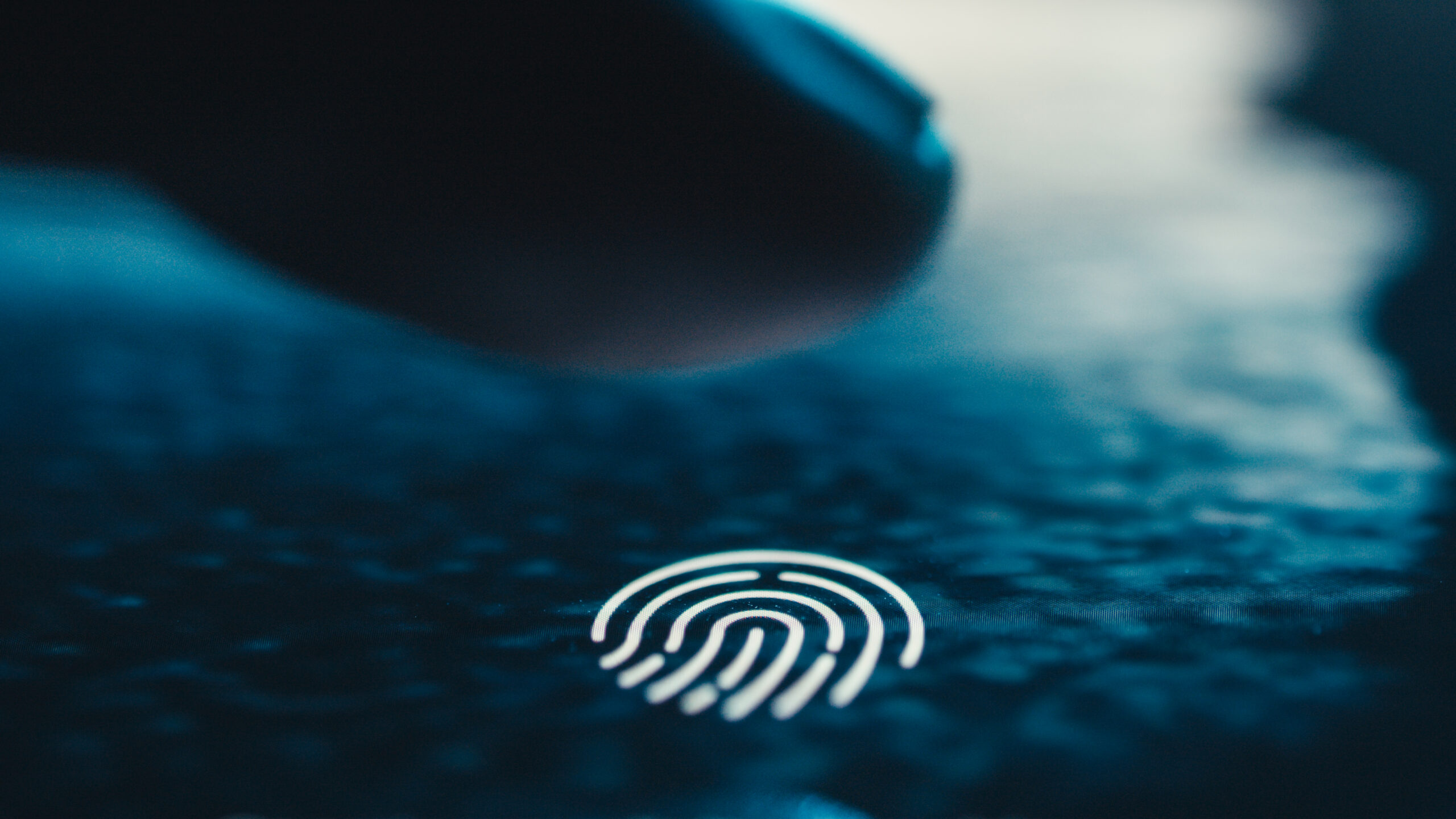 How different are Fingerprint Scanners and Iris Scanners?