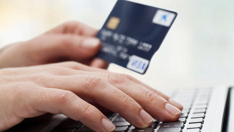 Virtual contactless payment card: advantages