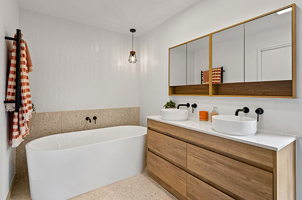 Transforming Spaces: Elevating Bathrooms with Mornington Bathroom Renovations in Australia