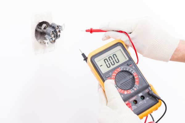 Dealing with Emergency Electrical Issues Effectively