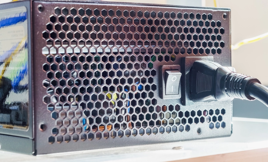 Switching Power Supply Efficiency Maximizing Performance in Electronic